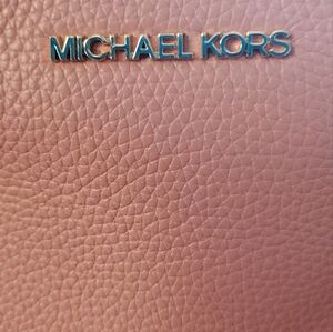 Michael Kors Trisha leather bag in Primrose nwt